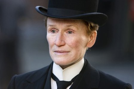 Hizmetkar Albert Nobbs izle